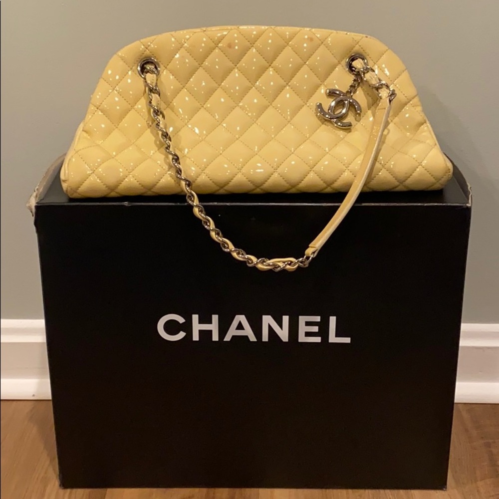 CHANEL Mademoiselle Ivory Leather Handbags